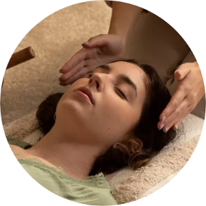 Reiki ist der japanische Name für Universelle Lebensenergie Reiki ist der japanische Name für Universelle Lebensenergie